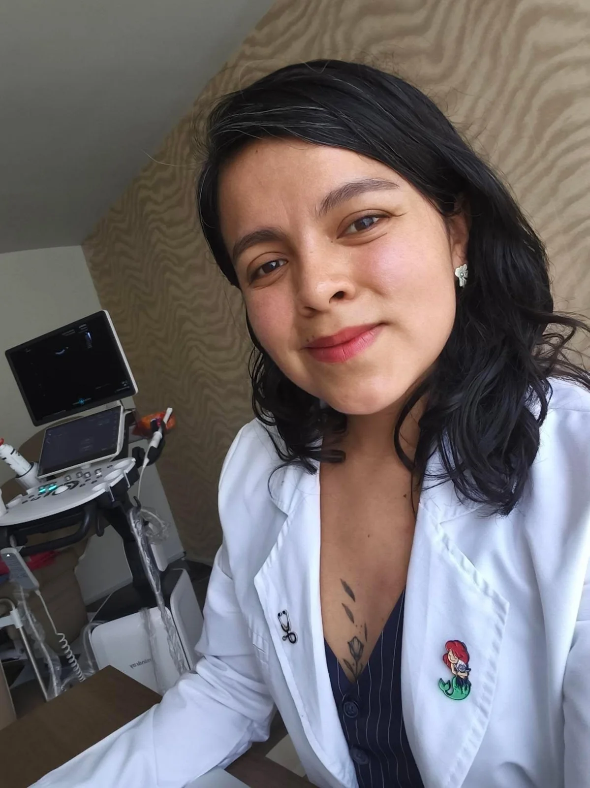 La especialista en el área de exploración y estudios de imagen